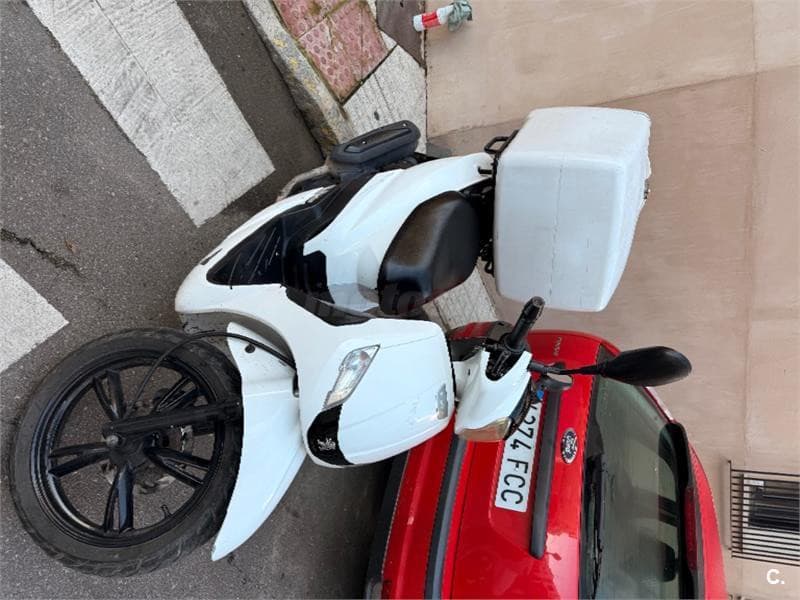 Peugeot TWEET 125 1150 € 2020 Badajoz - 3