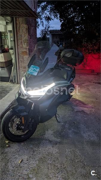 Voge SR4 Max 4500 € 2024 Barcelona - 2
