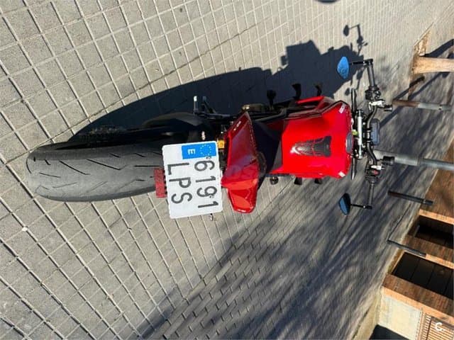 Ducati Streetfighter V4 17.500 € 2021 Barcelona - 3