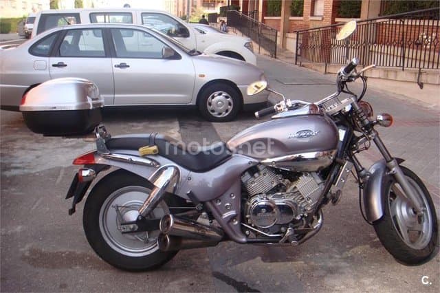 Kymco Venox 250 600 € 2003 Valladolid - 3