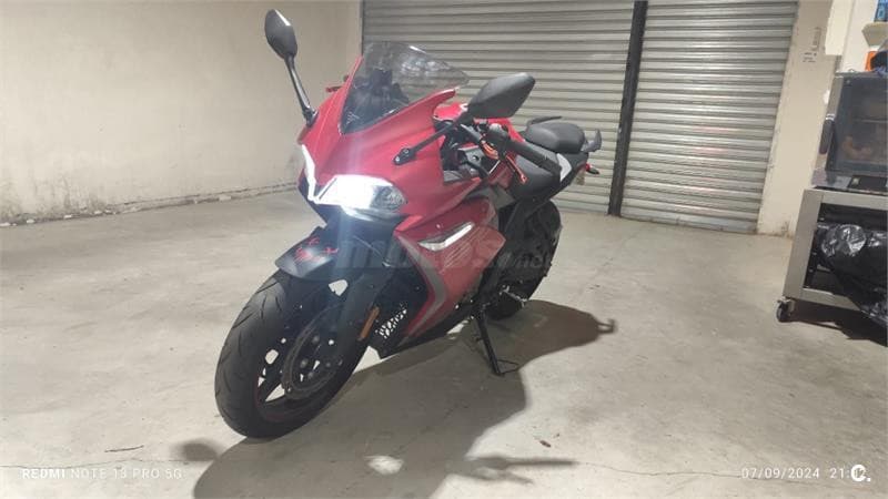 Voge 300RR 3300 € 2021 Valencia - 1