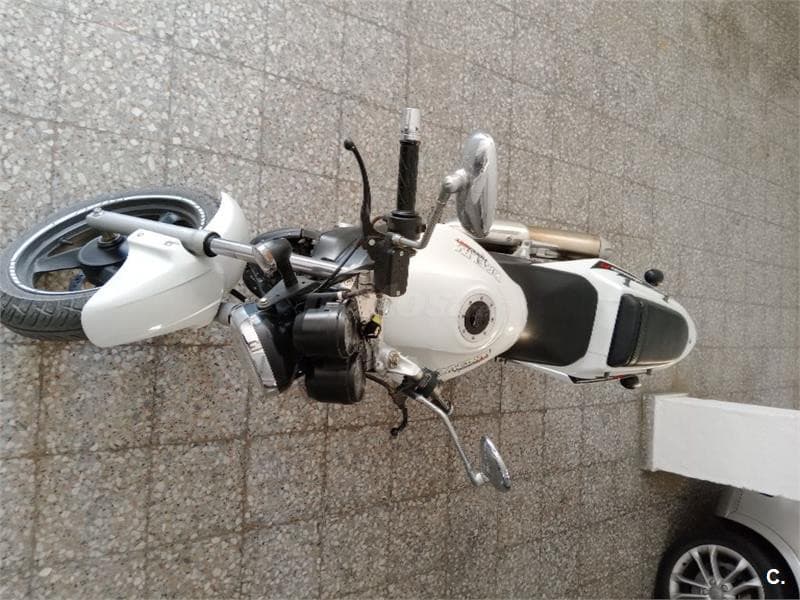 Daelim Roadwin 125 FI 1200 € 2016 Málaga - 4