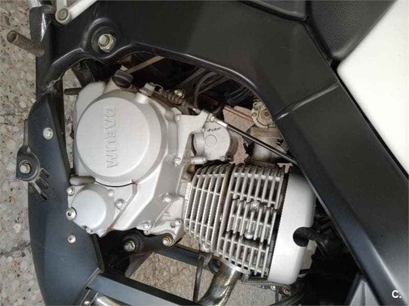 Daelim Roadwin 125 FI 1200 € 2016 Málaga - 5