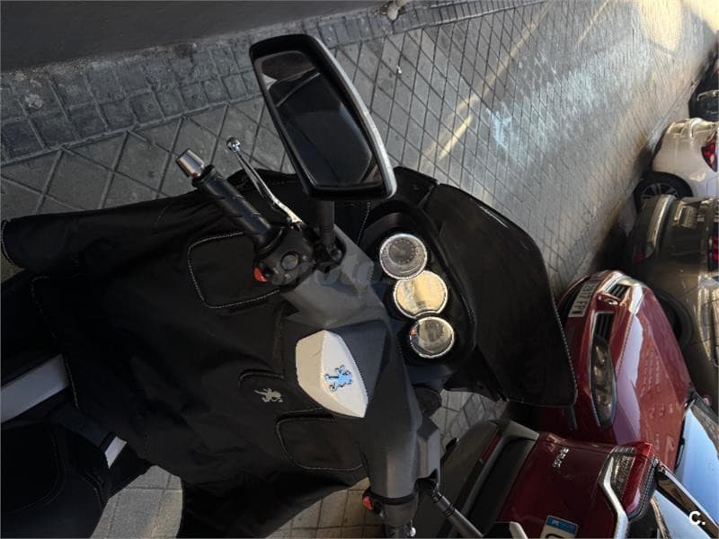 Peugeot SATELIS 125i premium 1200 € 2013 Madrid - 7