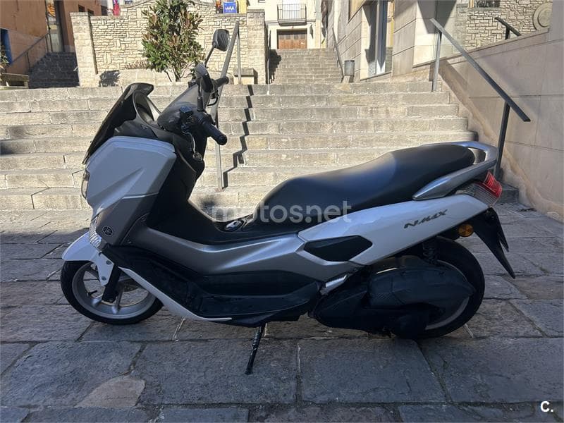 Yamaha NMAX 2200 € 2015 Barcelona - 3