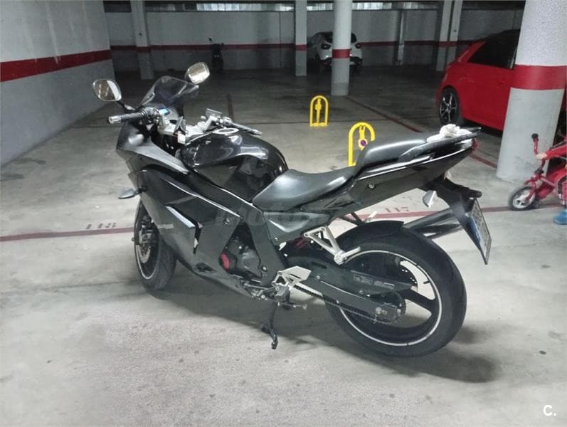 Daelim Roadwin 125R Fi 1500 € 2015 Alicante - 1