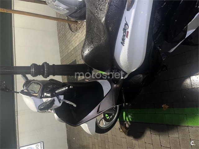 Piaggio Medley 2200 € 2021 Madrid - 2