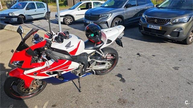 Honda CBR 1000RR 4500 € 2004 Pontevedra - 2