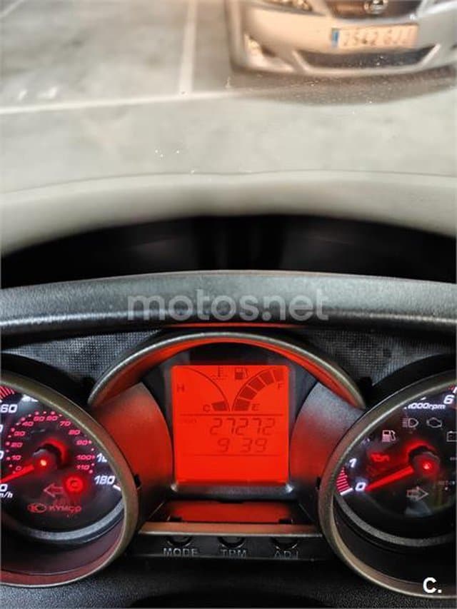 Kymco Super Dink 300i 2100 € 2014 Barcelona - 1