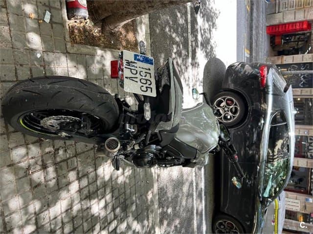Kawasaki Z 900 8300 € 2024 Barcelona - 3