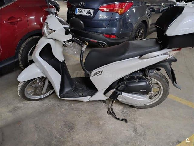 Honda SH125i 2100 € 2016 Barcelona - 5