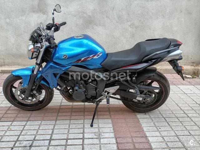 Yamaha FZ6 N S2 3300 € 2007 Granada - 1