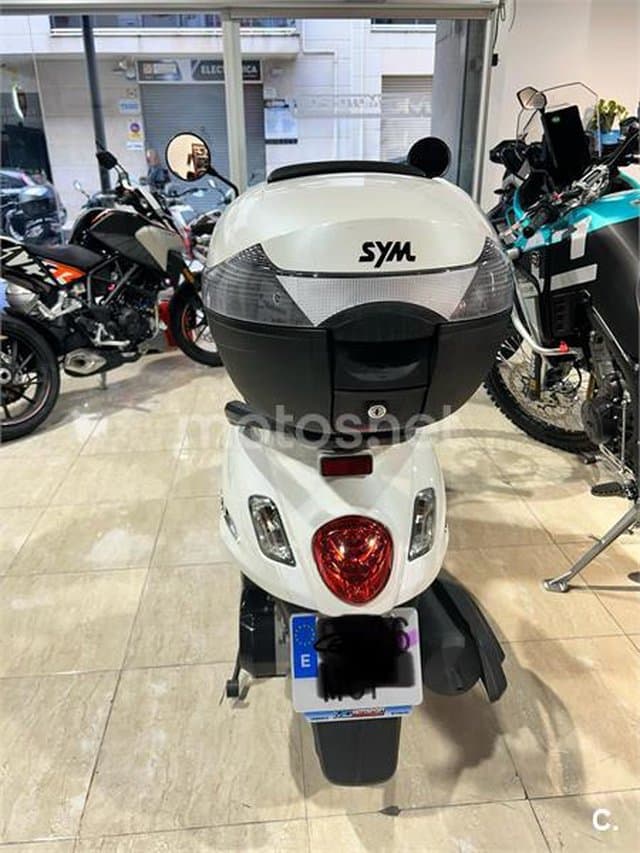 SYM Fiddle 125 1900 € 2022 Tarragona - 4