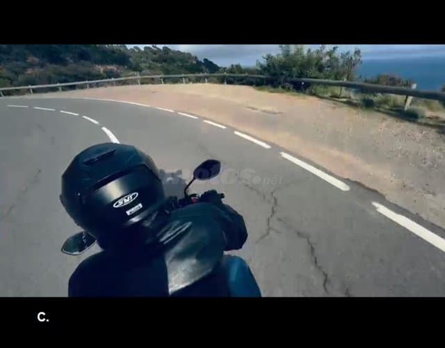 Suzuki SV 650 2700 € 2017 Girona - 6