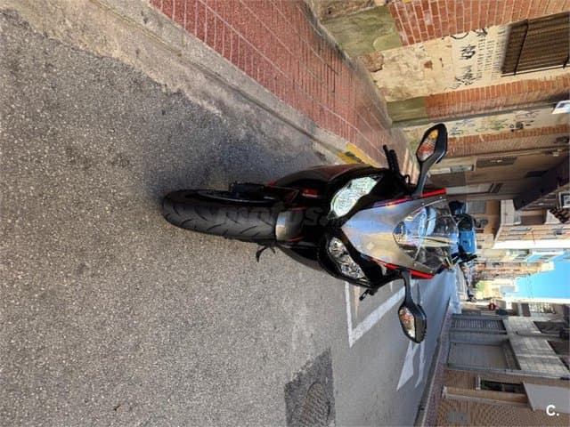 Honda CBR 1000RR 5500 € 2010 Alicante - 1