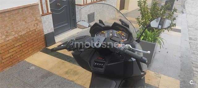 Kymco AK 550 8900 € 2023 Sevilla - 1