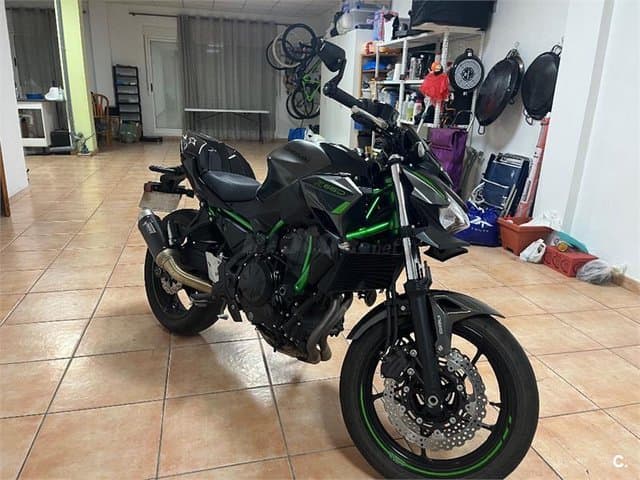 Kawasaki Z 650 5700 € 2024 Valencia - 1