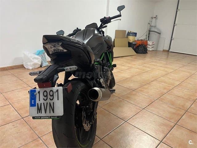 Kawasaki Z 650 5700 € 2024 Valencia - 3