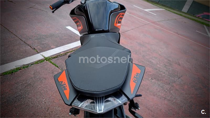KTM 125 3750 € 2022 A Coruña - 4