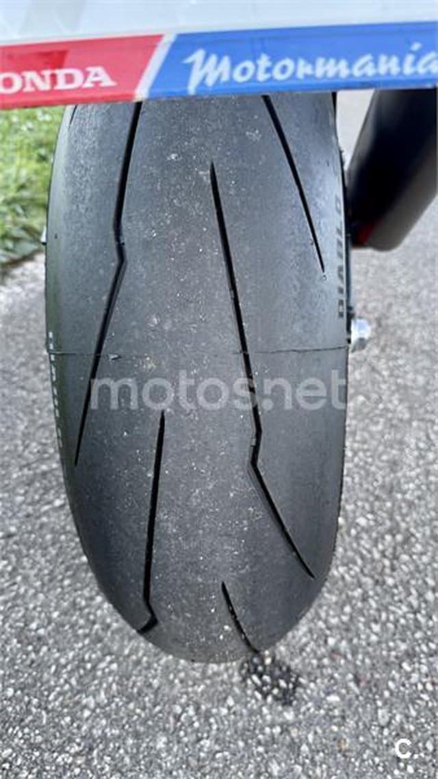 Honda CBR 1000 RR-R Fireblade SP 21.000 € 2020 Asturias - 12