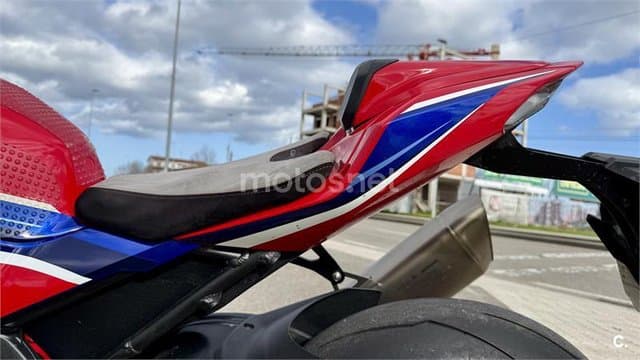 Honda CBR 1000 RR-R Fireblade SP 21.000 € 2020 Asturias - 8