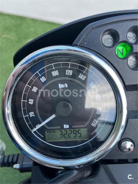 Moto Guzzi V7 II 3900 € 2016 Valencia - 7