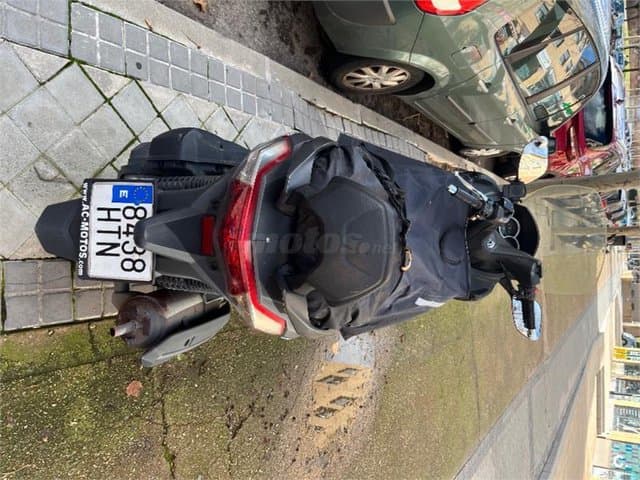 SYM Joymax 300 1400 € 2016 Madrid - 4