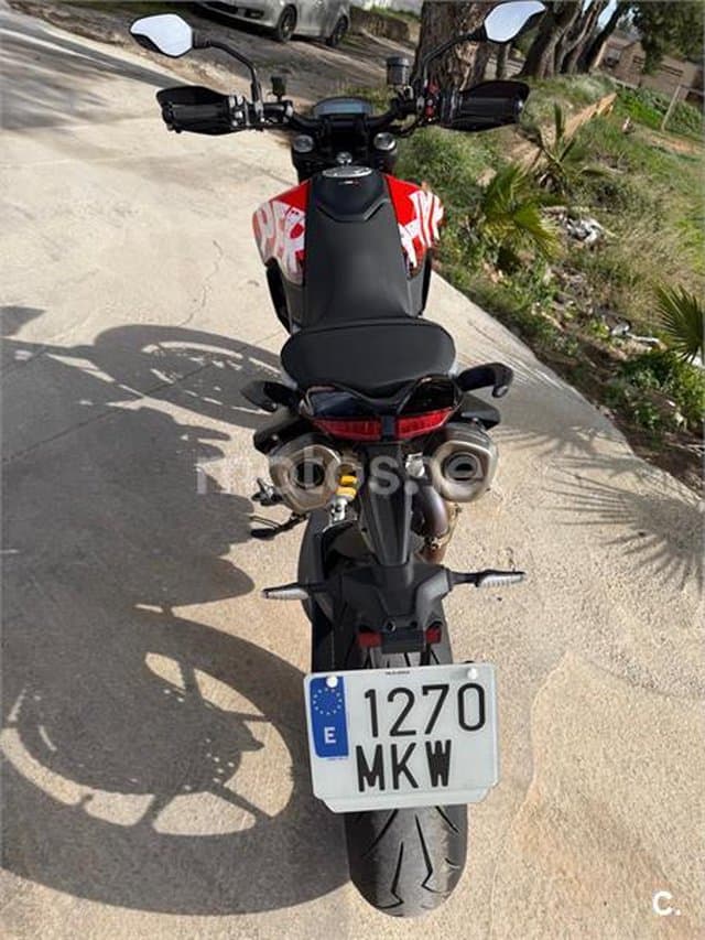 Ducati Hypermotard 12.000 € 2023 Valencia - 4