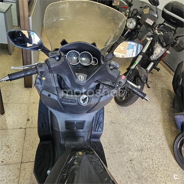 SYM Joymax 300 1450 € 2015 Barcelona - 2