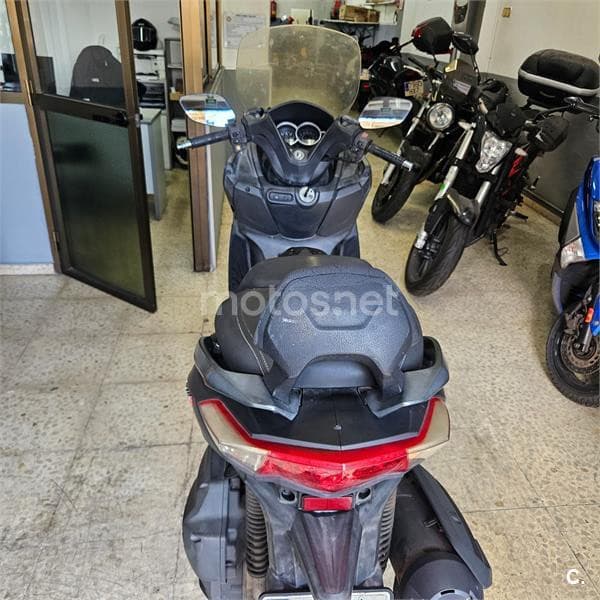 SYM Joymax 300 1450 € 2015 Barcelona - 5