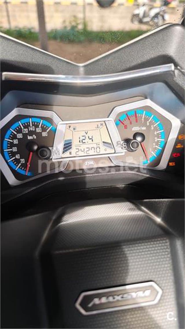 SYM Maxsym 400 4500 € 2022 Girona - 3