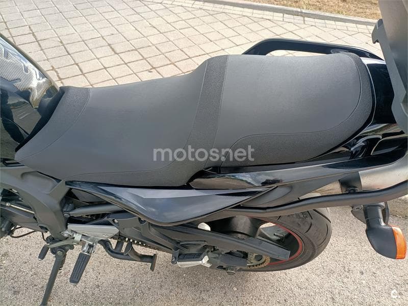 Yamaha FZ6 S S2 2500 € 2007 Madrid - 10